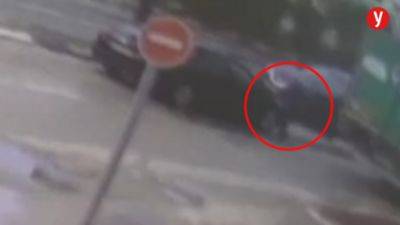 Видео: так палестинский террорист захватил машину в Раанане, чтобы убивать евреев - vesty.co.il - Израиль
