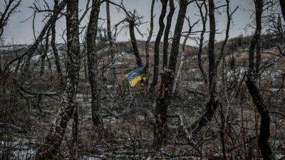 На Луганщине россияне сместили вектор штурмовых действий: что известно