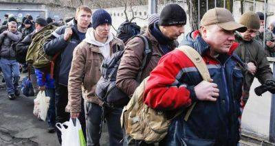 Выехавшие за границу украинцы онемели: могут ли их лишить гражданства - cxid.info - Украина
