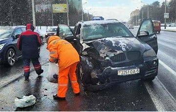 Два BMW столкнулись на столичном проспекте Независимости - charter97.org - Белоруссия