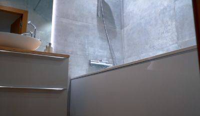 Борьба с влажностью: эффективные советы по устранению запаха сырости в ванной комнате
