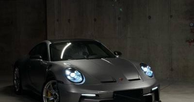 В Украине появился редкий спорткар Porsche за 9 миллионов (фото)
