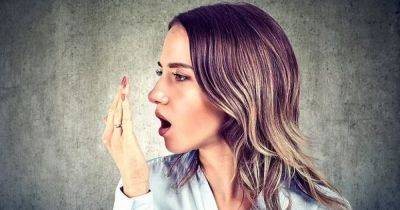 Как избавиться от неприятного запаха изо рта — советы стоматологов