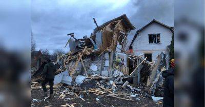 Три района Киевской области пострадали в результате обстрела 2 января, есть жертвы (фото, видео)