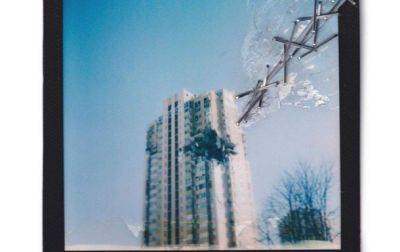 Фото поврежденной многоэтажки в Киеве вошло в подборку Polaroid-2023 - korrespondent.net - Украина - Киев