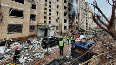 Патрульные показали первые минуты после удара РФ в Киеве