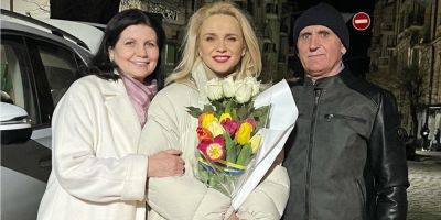 «Чувствую себя опустошенной». Лилия Ребрик приехала к родителям в Черновцы после ракетной атаки на Киев