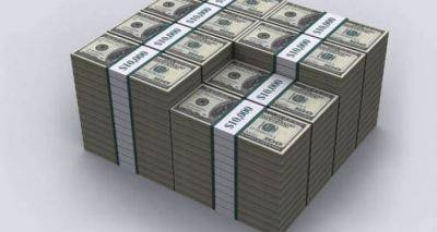В Приватбанке рассказали, сколько украинцы получают денег - cxid.info - США