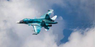 На аэродроме в России сгорел Су-34. За операцией стояло ГУР — источник NV