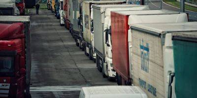 Польские протестующие возобновили блокирование грузовиков на пункте пропуска Медика — Шегини
