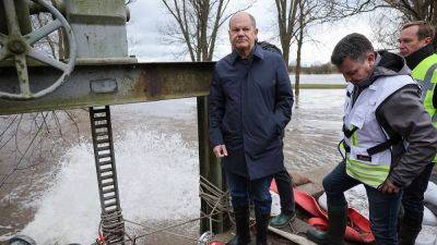 Олаф Шольц - Разрушительные наводнения: Германия и Франция борются со стихией - ru.euronews.com - Германия - Франция - Чехия - Голландия - Словакия