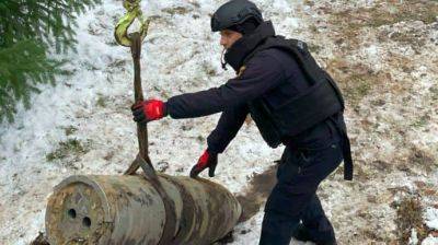 В Киеве саперы обезвредили боевую часть российской ракеты "Кинжал"
