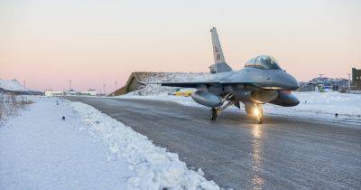 Норвегия передала Дании истребители F-16 для обучения украинских пилотов