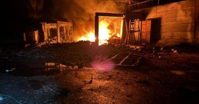 ВС РФ ударили по Покровску: повреждено админздание, есть пострадавшие (фото)