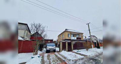 Три человека и кот загадочно погибли в частном доме в Броварах под Киевом (фото 18+)
