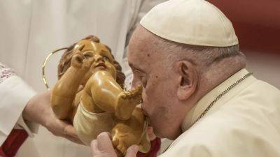 В праздник Богоявления папа римский Франциск призвал к единству христиан и молитве за мир