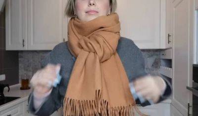 Как красиво носить женский шарф зимой: пять шикарных вариантов