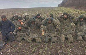 Голодные вылезают из окопов: россияне массово сдаются в плен на фронте