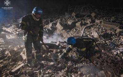 В Донецкой области из-под завалов достали тело ребенка