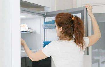 Зачем ставить стакан с водой и таблеткой против похмелья в холодильник