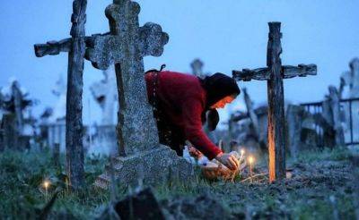 В дом придут беды и несчастия: что категорически нельзя делать на кладбище. Это нужно знать - hyser.com.ua - Украина