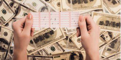 Традиция окупилась. Американка выиграла почти миллион в лотерею, но не поверила своему счастью
