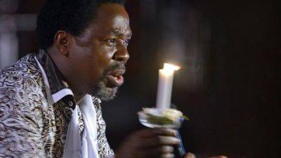 Расследование Би-би-си: всемирно известный евангелический проповедник Ти Би Джошуа пытал и насиловал прихожан - fokus-vnimaniya.com - Нигерия - Лагос