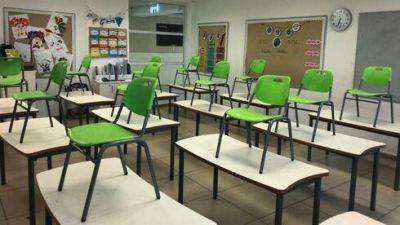 Министр просвещения: школы севера Израиля не вернутся к учебе до конца года