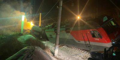 В России на Забайкальской железной дороге с рельсов сошли 14 грузовых вагонов