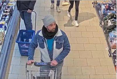 В Чехии мужчина присвоил найденный в магазине бумажник с крупной суммой - vinegret.cz - Чехия - Пльзень