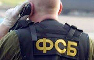 СМИ: В Крыму девушки отравили 46 военных РФ и застрелили ФСБшников - charter97.org - Россия - Крым - Белоруссия