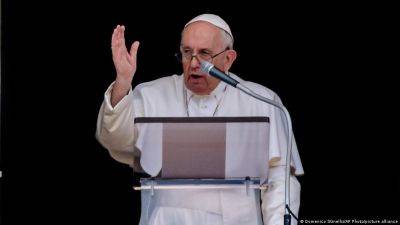 Папа - против сурагатного материнства - obzor.lt - Ватикан