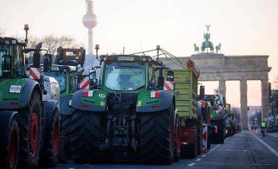 Олафа Шольца - Германию сотрясают политические протесты и экономическая стачка: трактора блокируют улицы и автобаны - obzor.lt - Германия - Ес