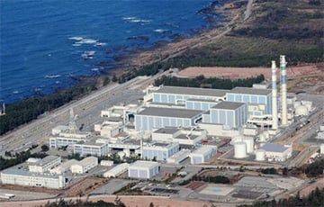 АЭС в Японии выдержала удар трехметрового цунами от землетрясения