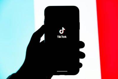 Universal Music обвинил TikTok в давлении и угрозах заменить музыкантов искусственным интеллектом - gagadget.com - Китай