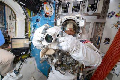 Астронавты на МКС получили в подарок современные беззеркальные фотокамеры