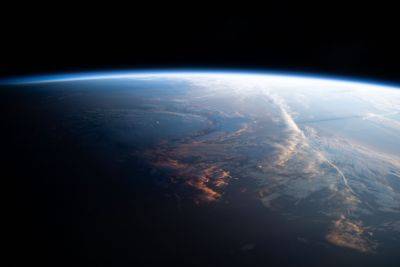 Захватывающий вид на Землю из космоса миссии AX-3: фото