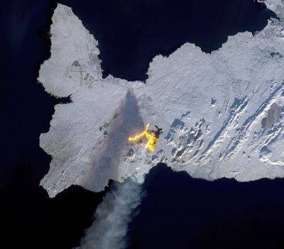 Песнь льда и пламени: спутники сфотографировали извержение в Исландии - universemagazine.com - Исландия