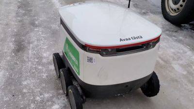 avouner - В Финляндии робот-доставщик еды из-за гололёда и снега врезался в машину и сразу уехал с места ДТП - habr.com - Финляндия - Хельсинки