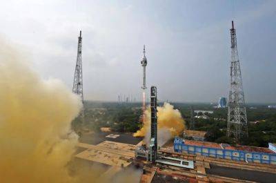 Индия назвала дату первого полета своего космического корабля