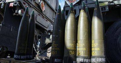Чехия может закупить дополнительные 200 тысяч снарядов для Украины