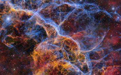 Камера темной энергии увидела остатки древней сверхновой