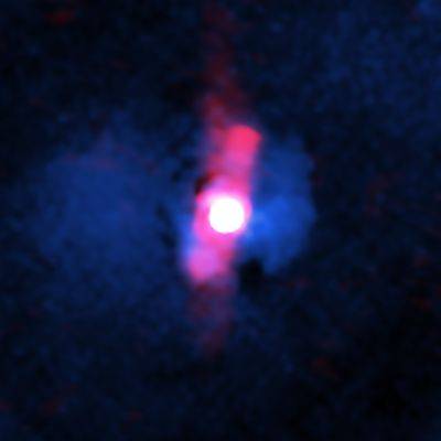 Слишком слабое влияние: астрономы нашли «недорабатывающую» черную дыру