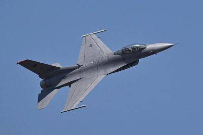 Таиланд раздумывает о покупке F-16 или Gripen