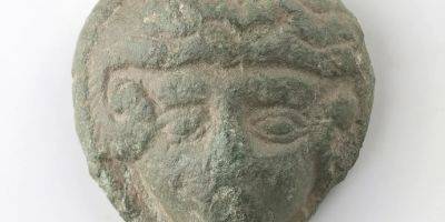 Уникальный бронзовый портрет Александра Македонского откопали в Дании