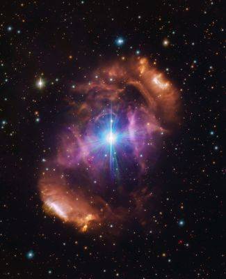 Тайна третьей звезды: астрономы раскрыли загадку необычной системы