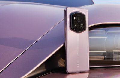 Смартфон Honor Magic 6 RSR Porsche Design выпущен в розовом цвете