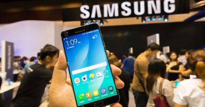 Samsung вернул себе лидерство по продажам смартфонов