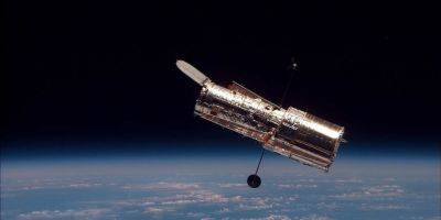 Космическая Гантель: «Хаббл» представил новое изображение загадочной туманности