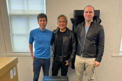 CEO NVIDIA поработал курьером — Дженсен Хуанг доставил Сэму Альтману из OpenAI первый ускоритель ИИ DGX H200